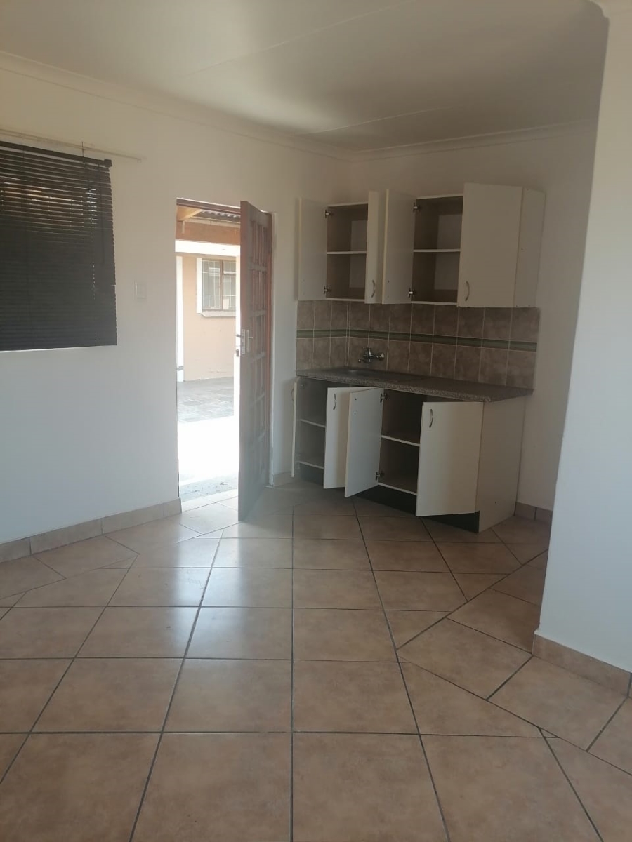 To Let 0 Bedroom Property for Rent in Ezibeleni Eastern Cape